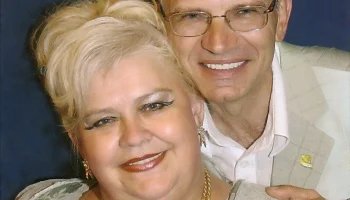 Naslovna-strana-casopisa-Forever-Veronika-i-Stevan-diamond